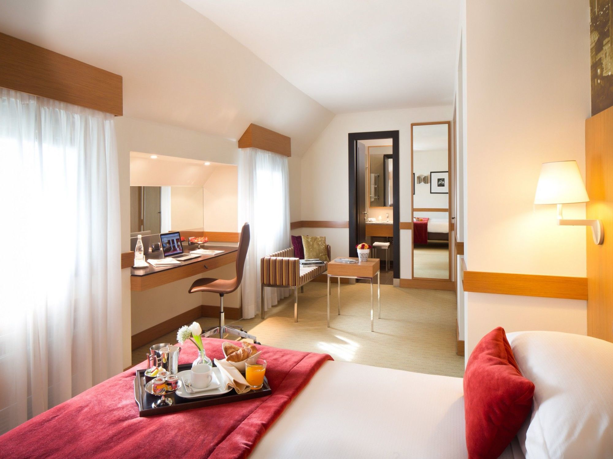 Starhotels Tourist Milano Rom bilde