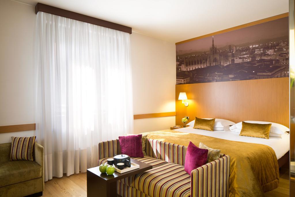 Starhotels Tourist Milano Eksteriør bilde