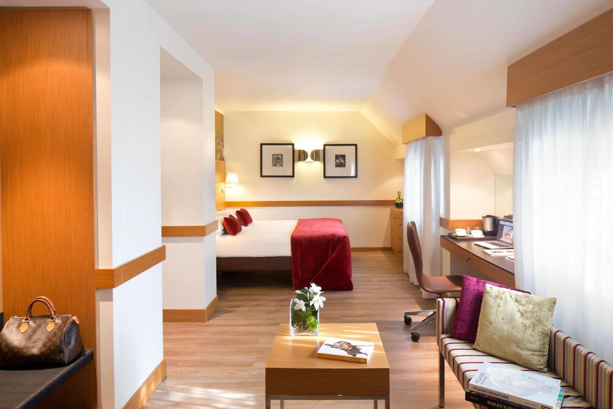 Starhotels Tourist Milano Eksteriør bilde